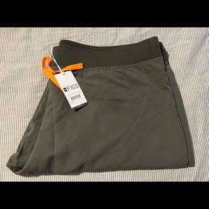 NWT Figs Women Scrub Pants